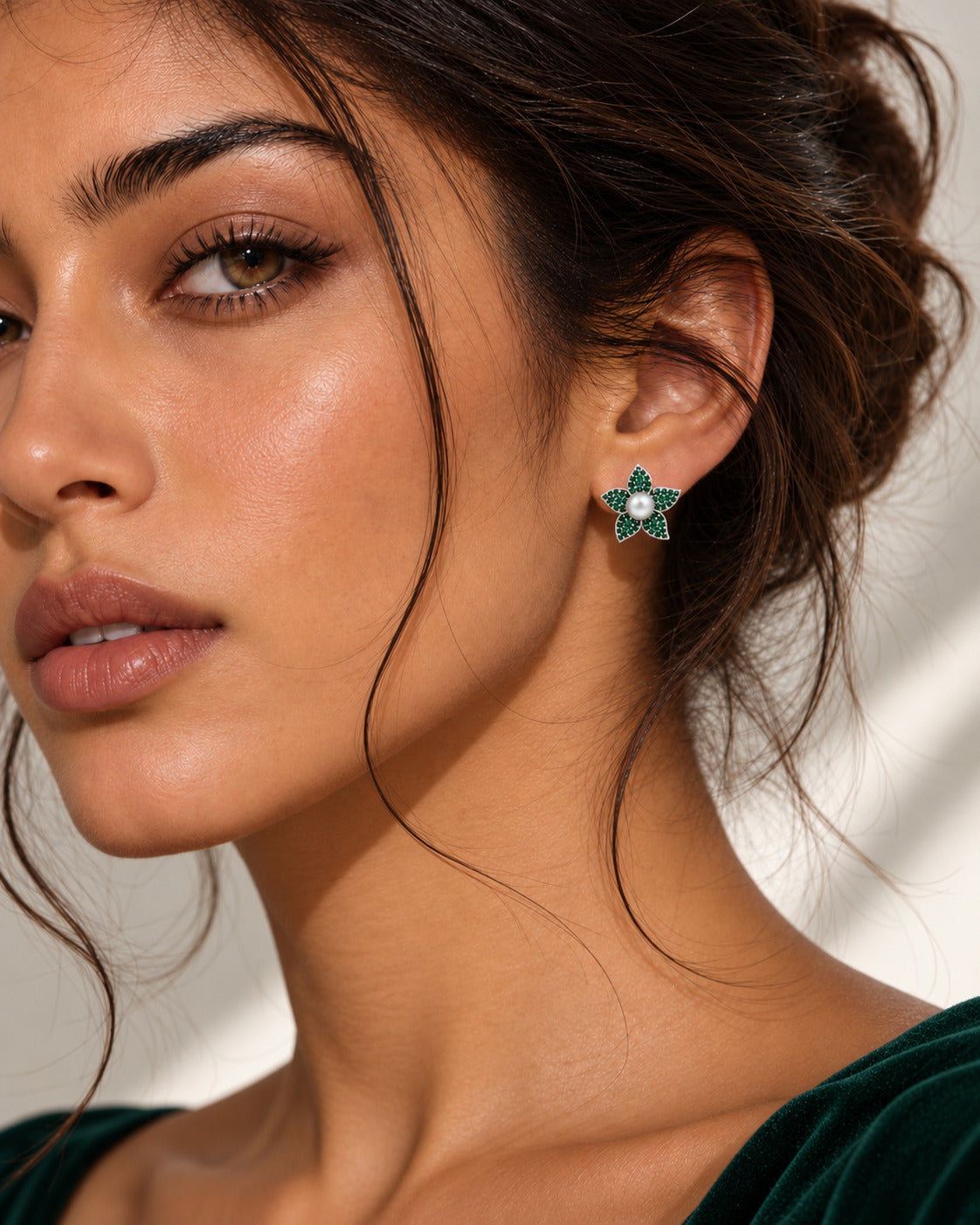 Sana Emerald Drop Earrings