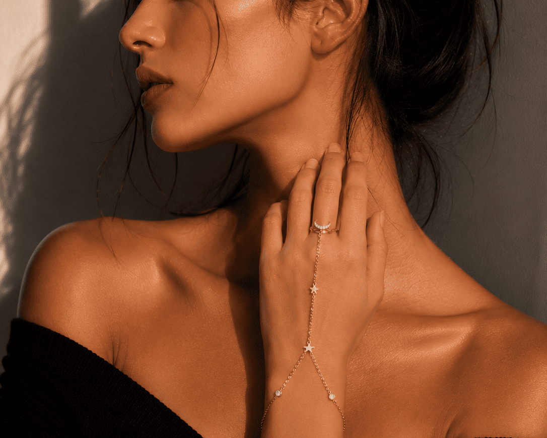 Tara Sutra Hand Chain Bracelet