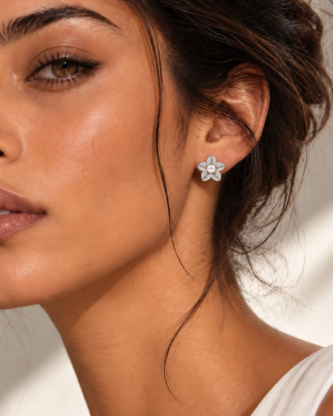 Nazia Pearl Flower Earrings