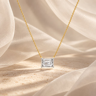 Alia 2.50 carat Emerald Solitaire Necklace