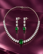 Panna Solitaire Necklace