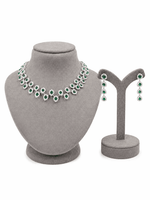 Inaya Green Necklace Set