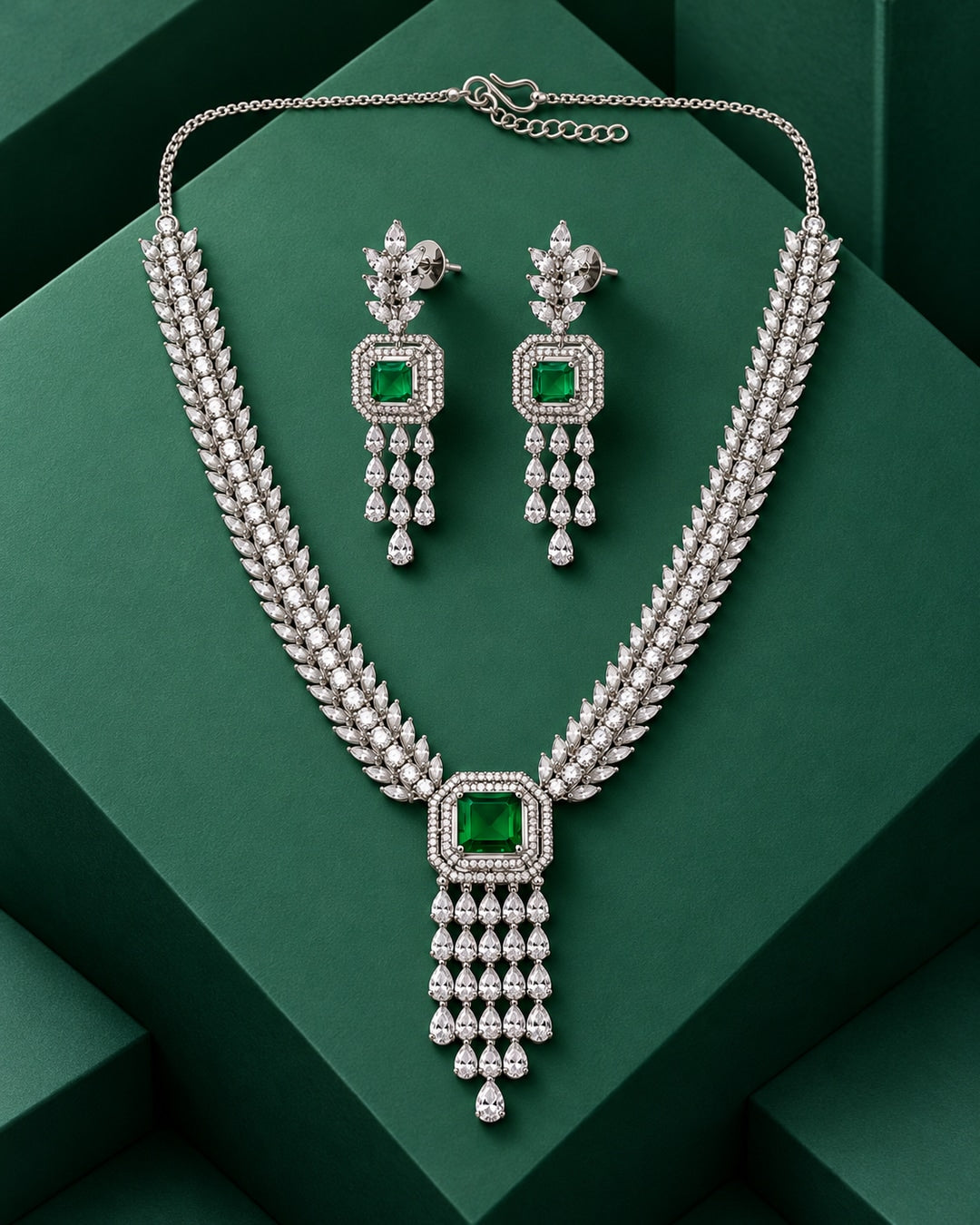 Panna Fringe Necklace