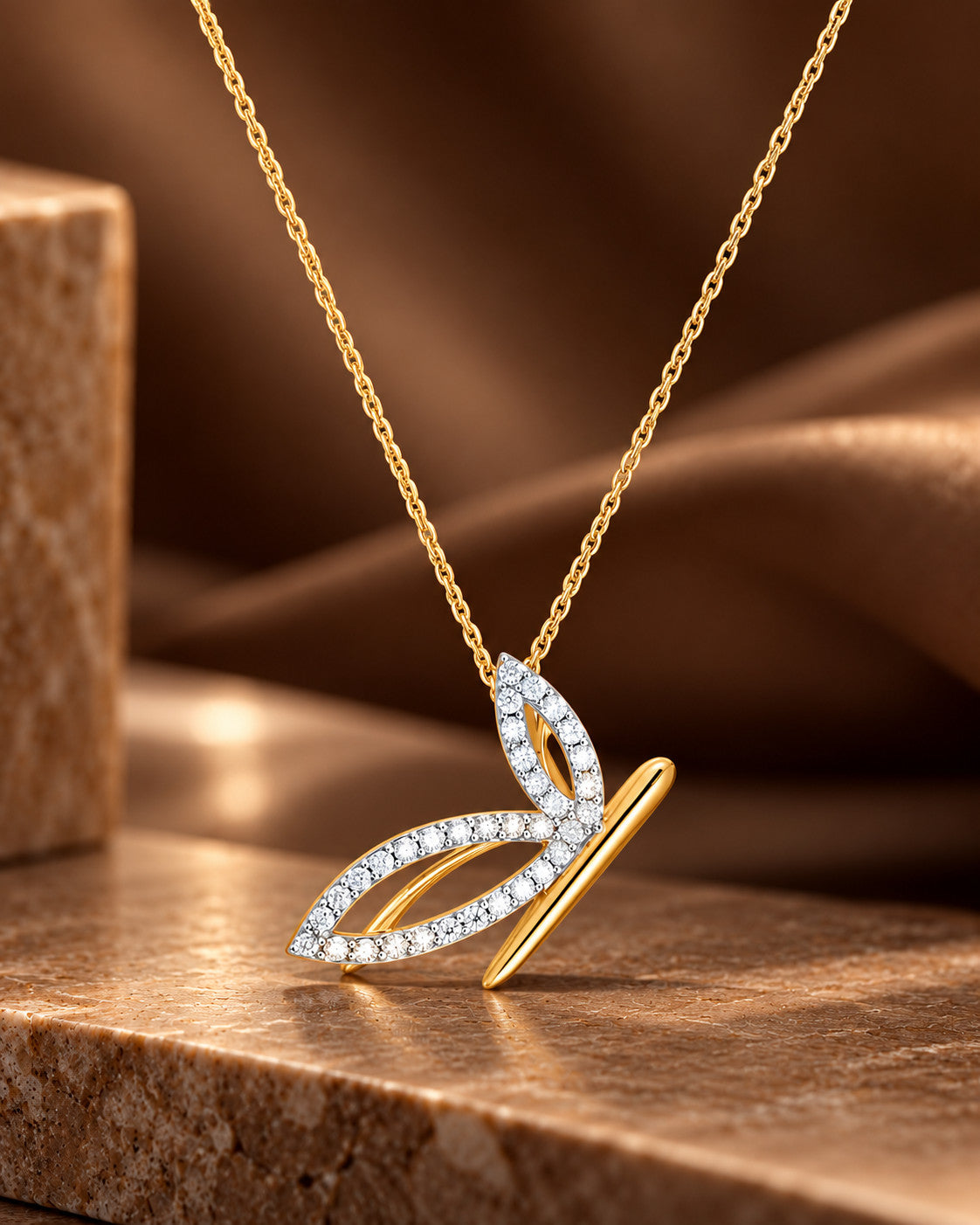Titli Silver Moissanite Necklace