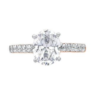 The Cathedral Oval Ring with Diamonds in Gold - Adila