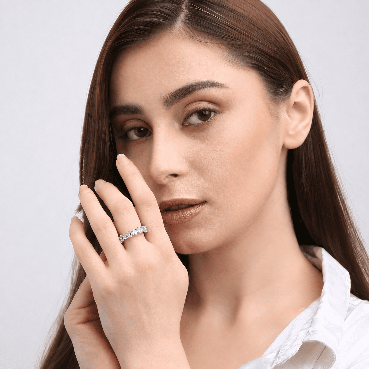 Inara Oval Moissanite Eternity Band