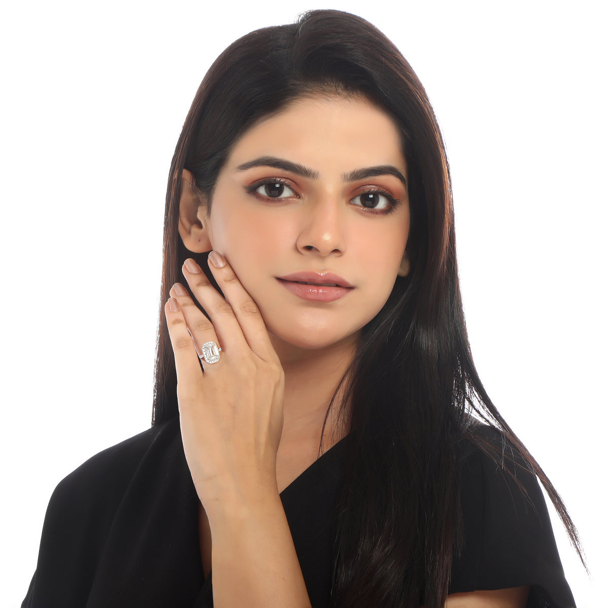 The Regal Emerald Ring in 925 Sterling Silver Rings for Women - Adila Jewels